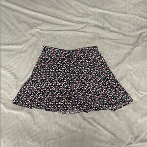Button Up Short Floral Skater Skirt, Divided, H&M, Size 4